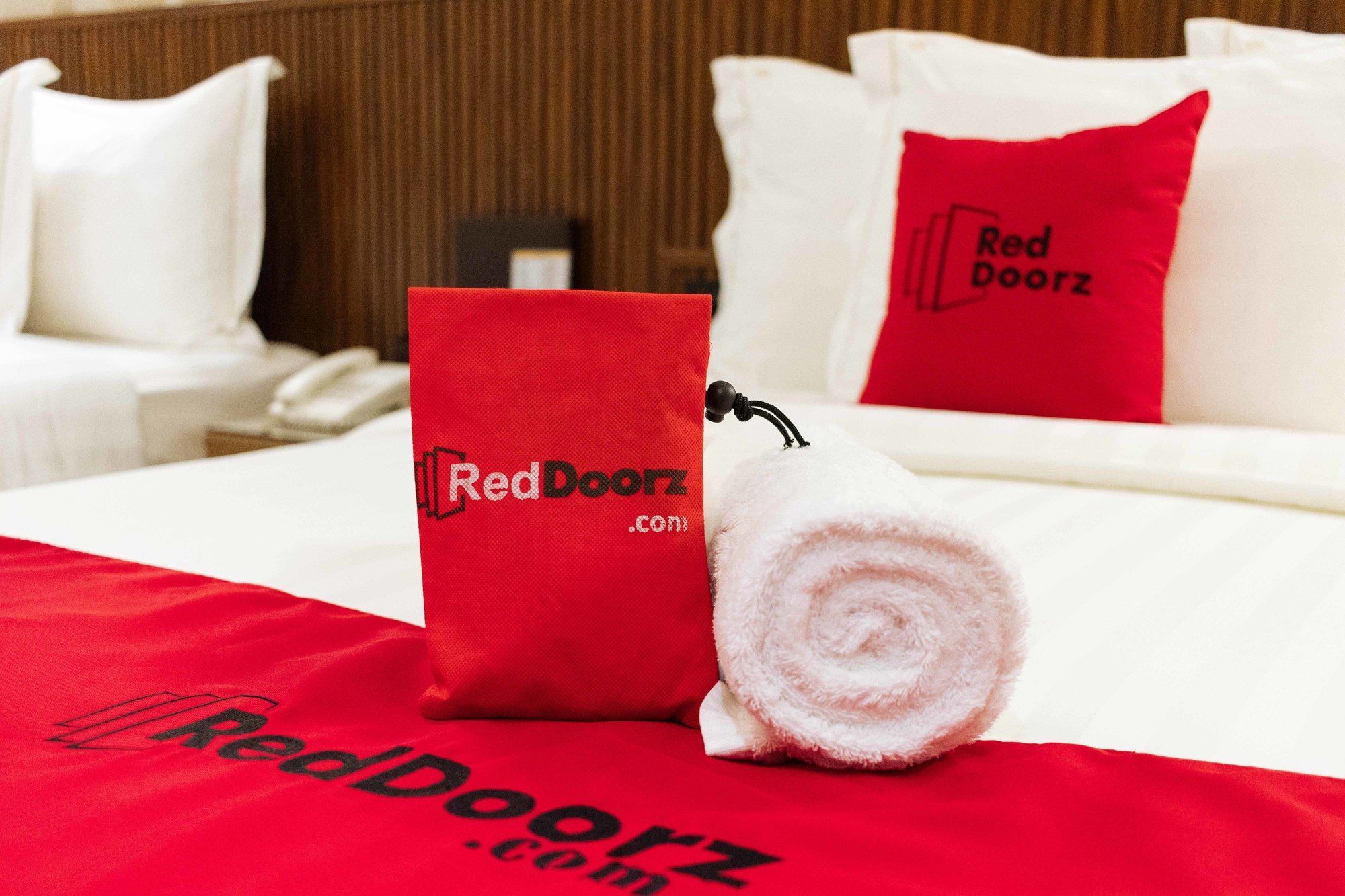 Reddoorz Premium @ South Triangle เกซอนซิตี้ ภายนอก รูปภาพ